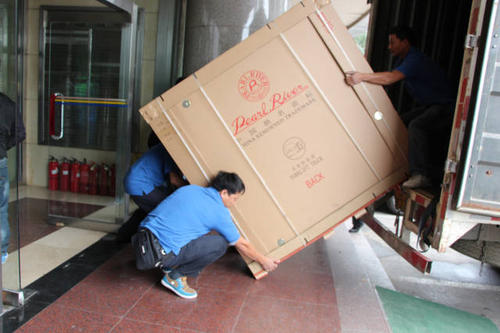 四平钢琴贵重工艺品无忧运